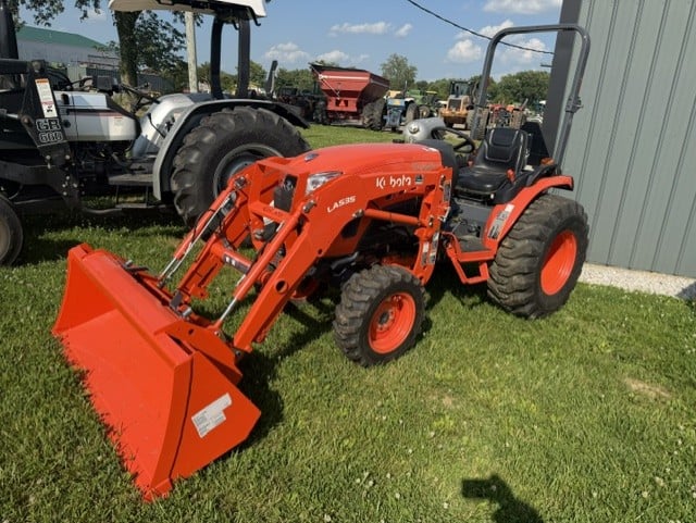 Sunflower tandem disc harrow folded for transport